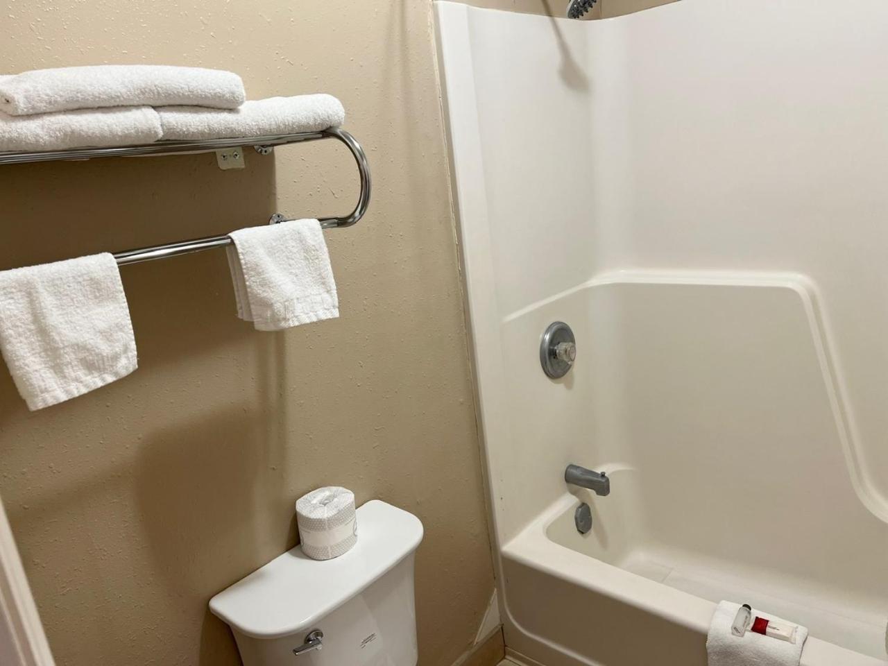Economy Inn Mccook Kültér fotó