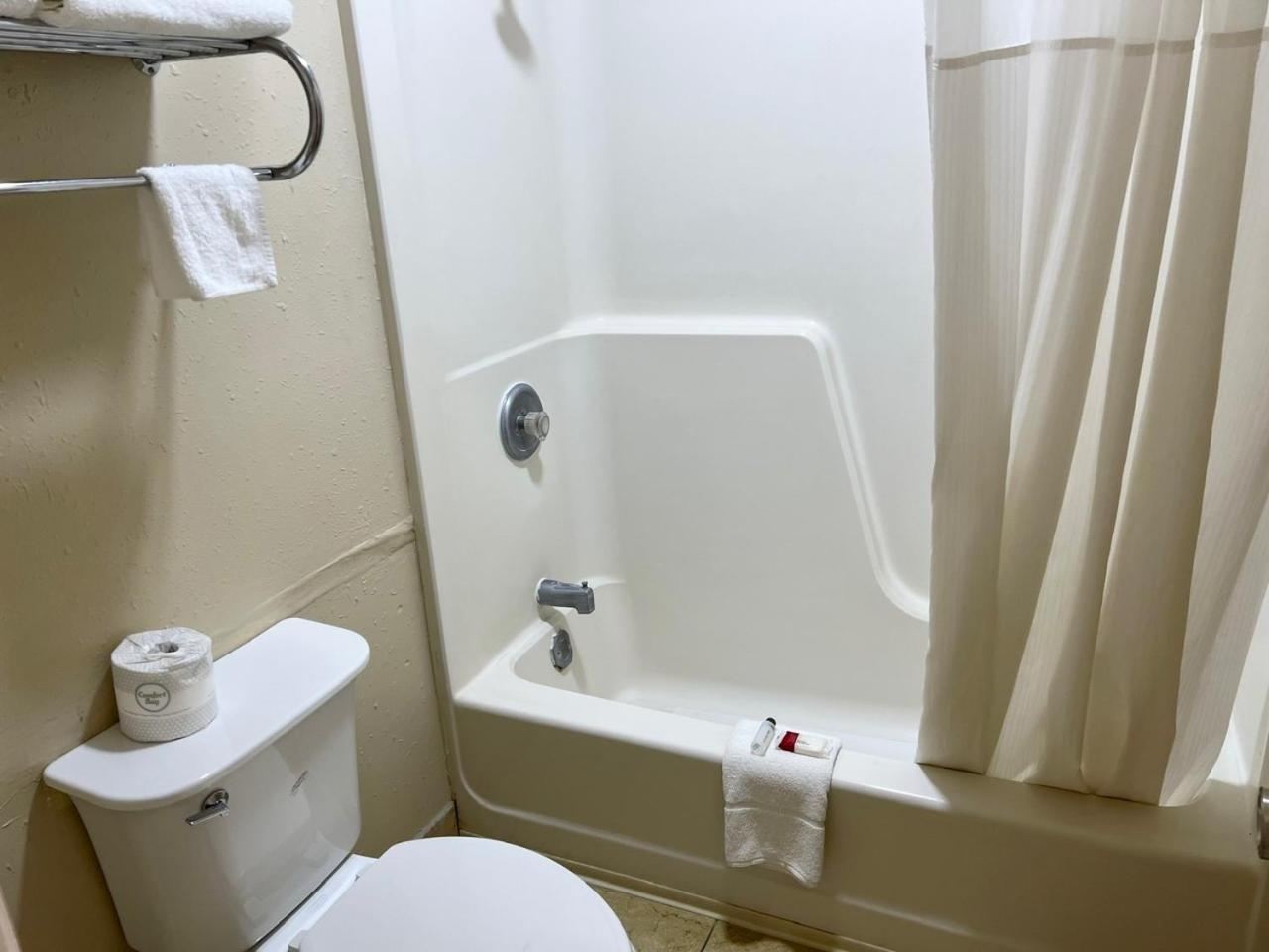 Economy Inn Mccook Kültér fotó