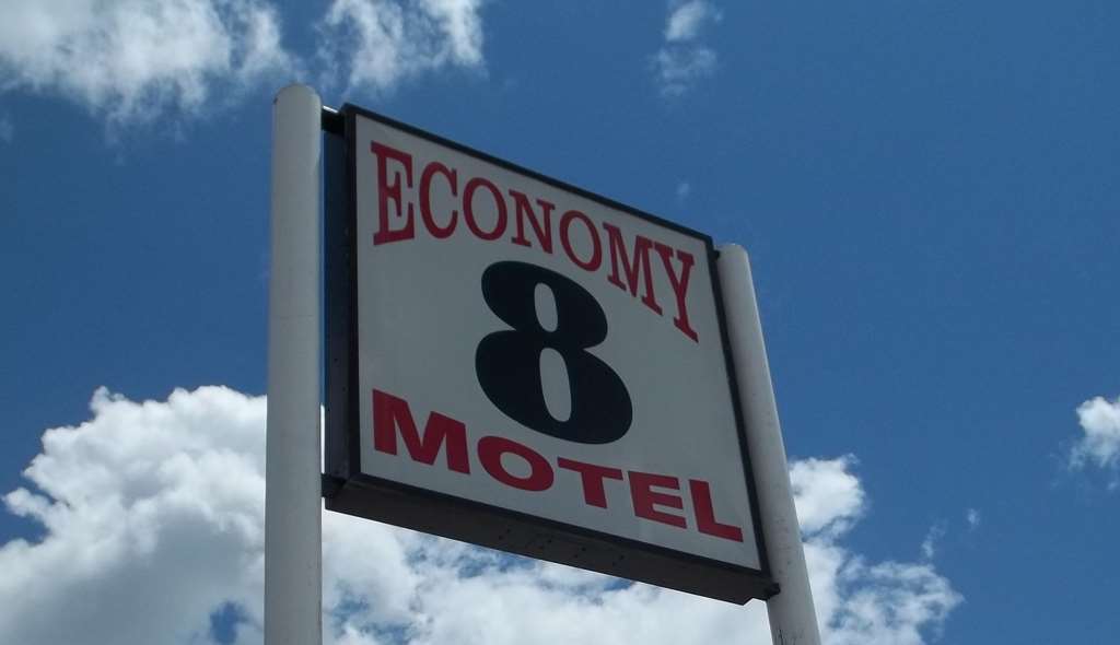 Economy Inn Mccook Kültér fotó