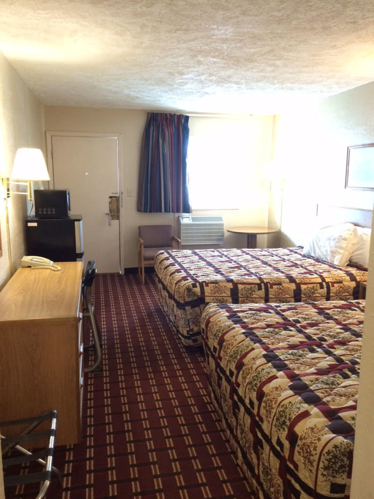 Economy Inn Mccook Kültér fotó