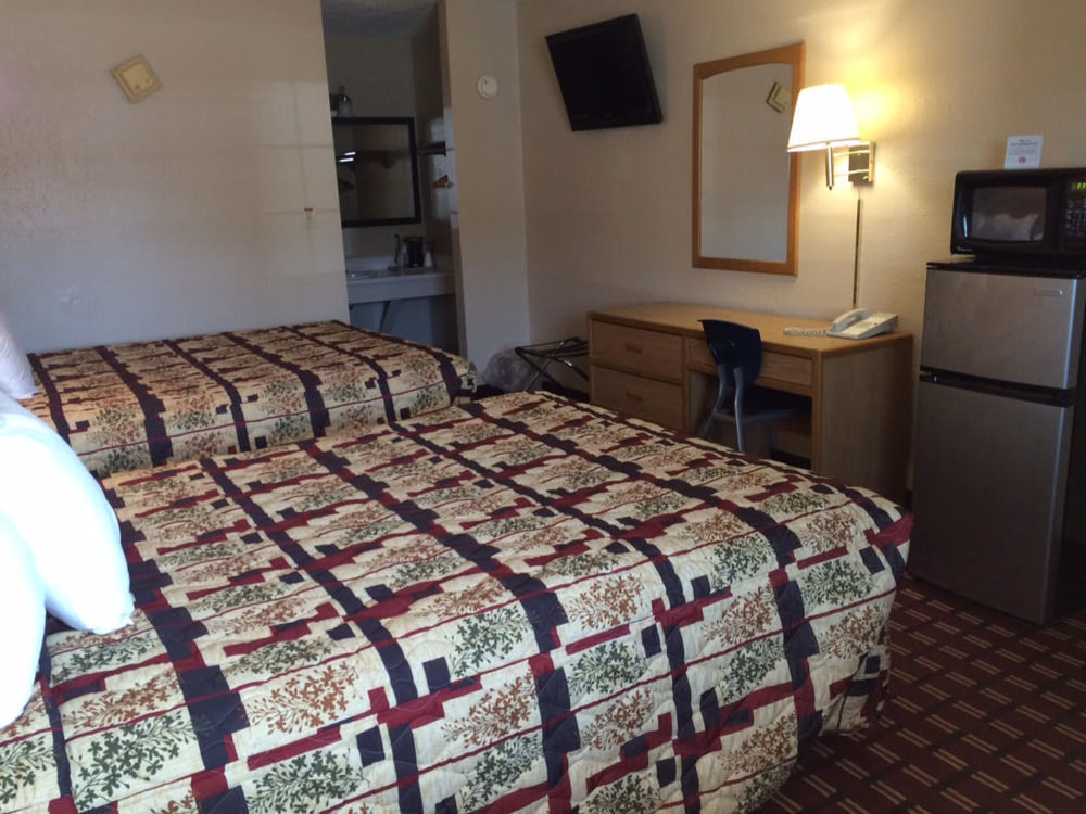 Economy Inn Mccook Kültér fotó