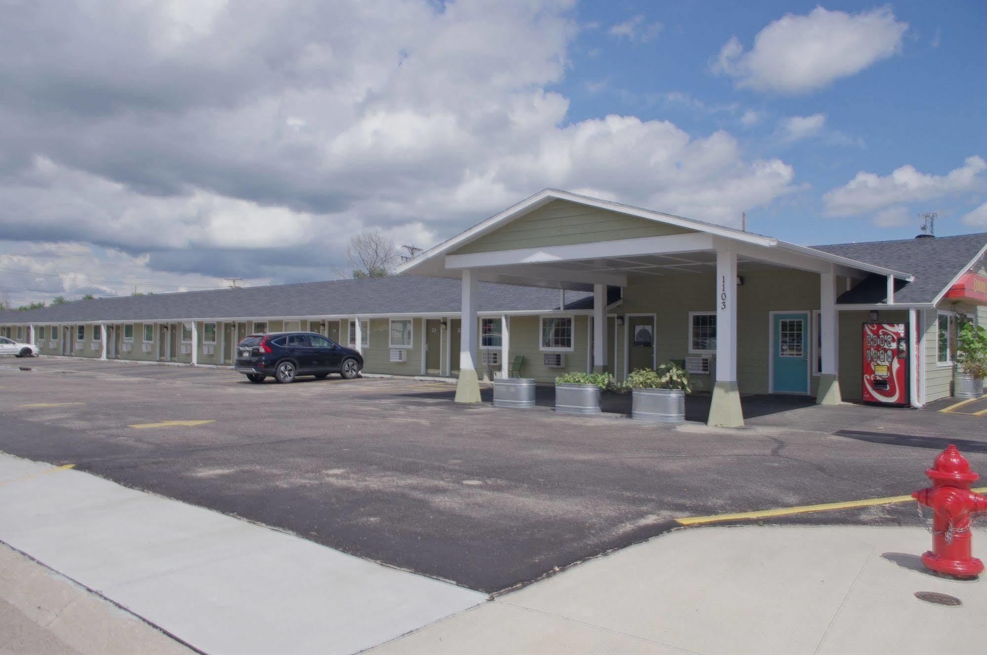 Economy Inn Mccook Kültér fotó