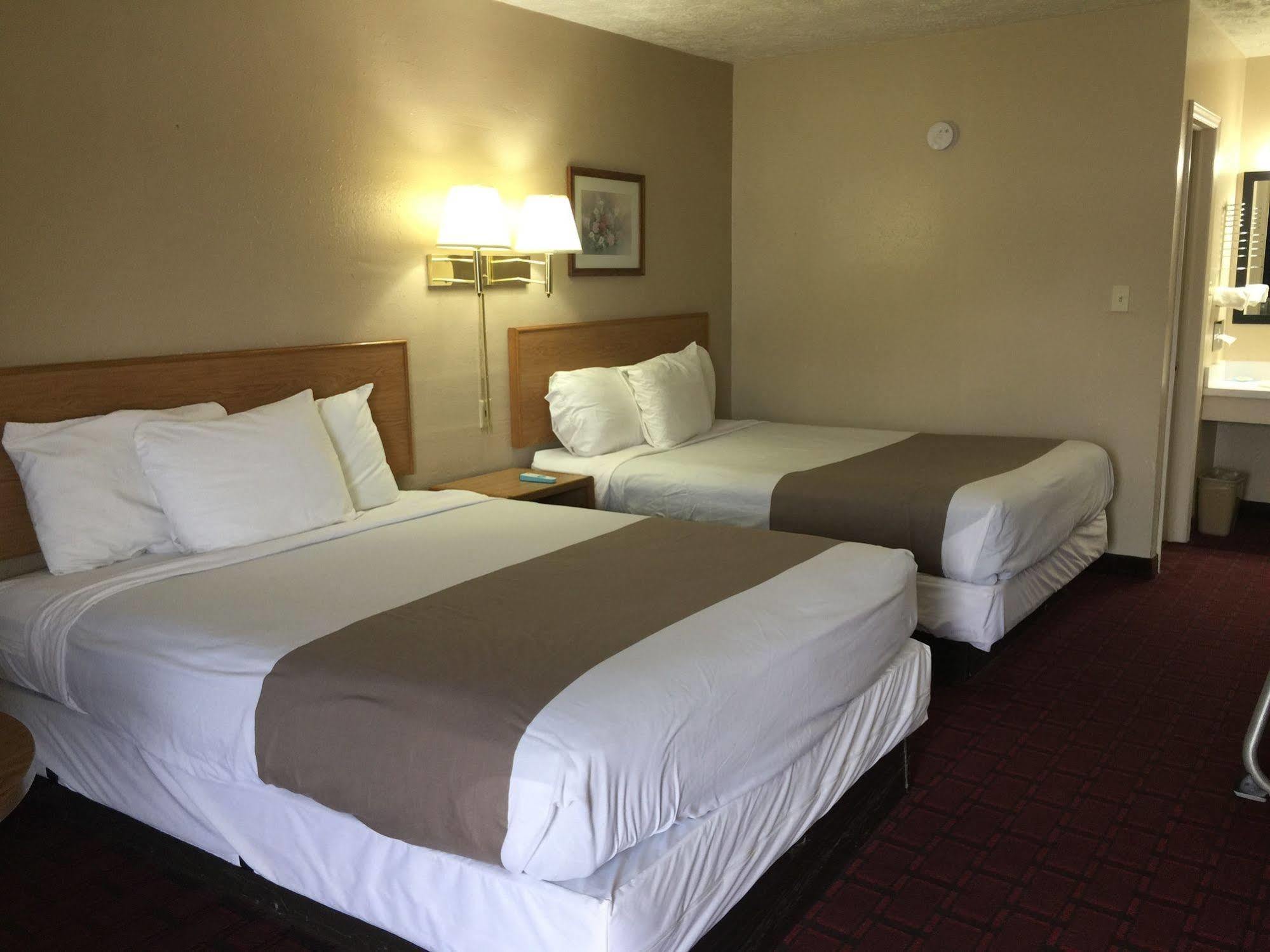 Economy Inn Mccook Kültér fotó